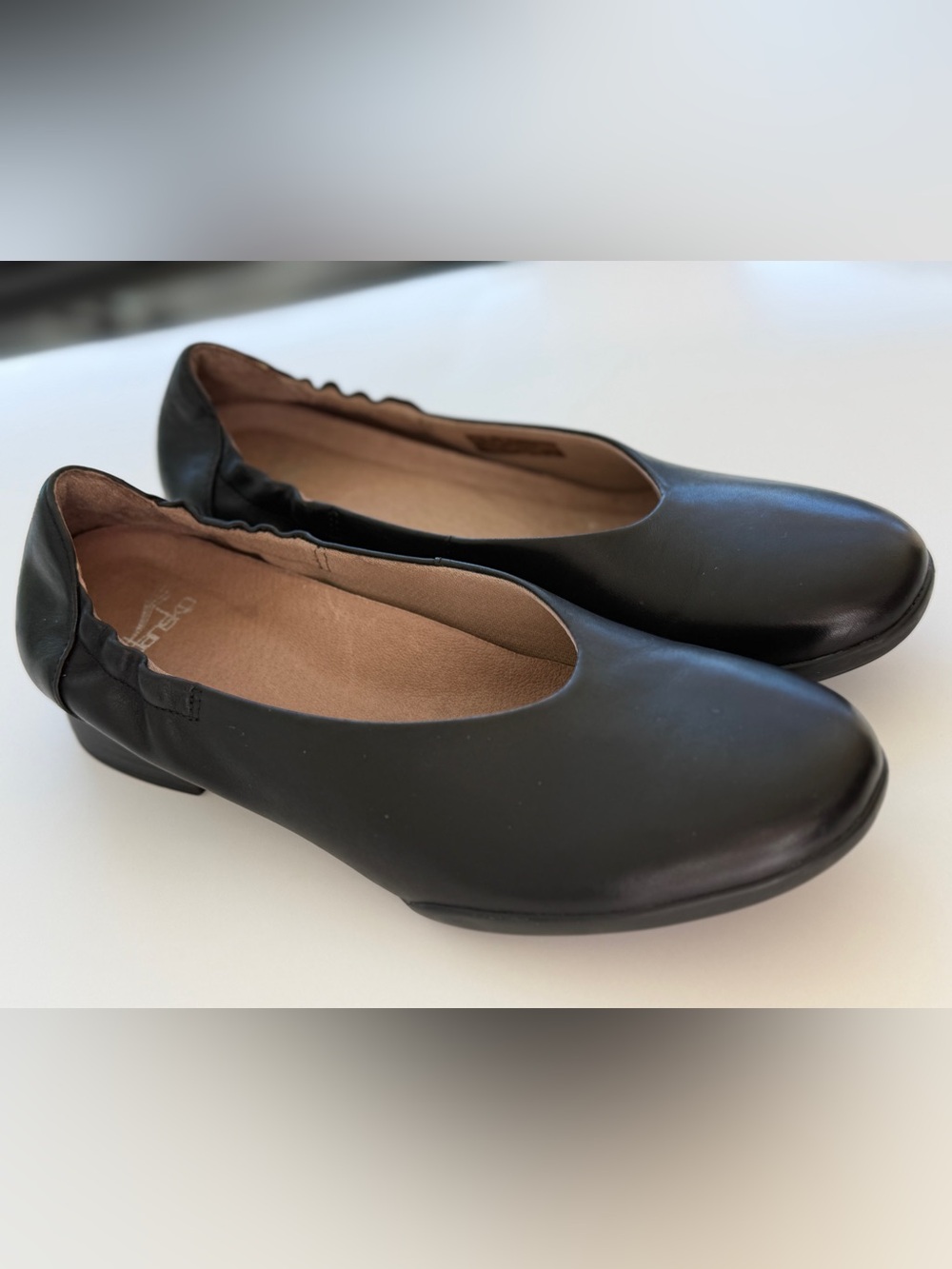 Dansko Kira Black Leather Ballet Flats Comfort Shoes EU 40/ US 9.5